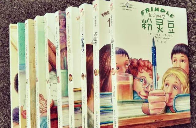 家里有3岁的小朋友，儿童房地板选瓷砖还是木地板？